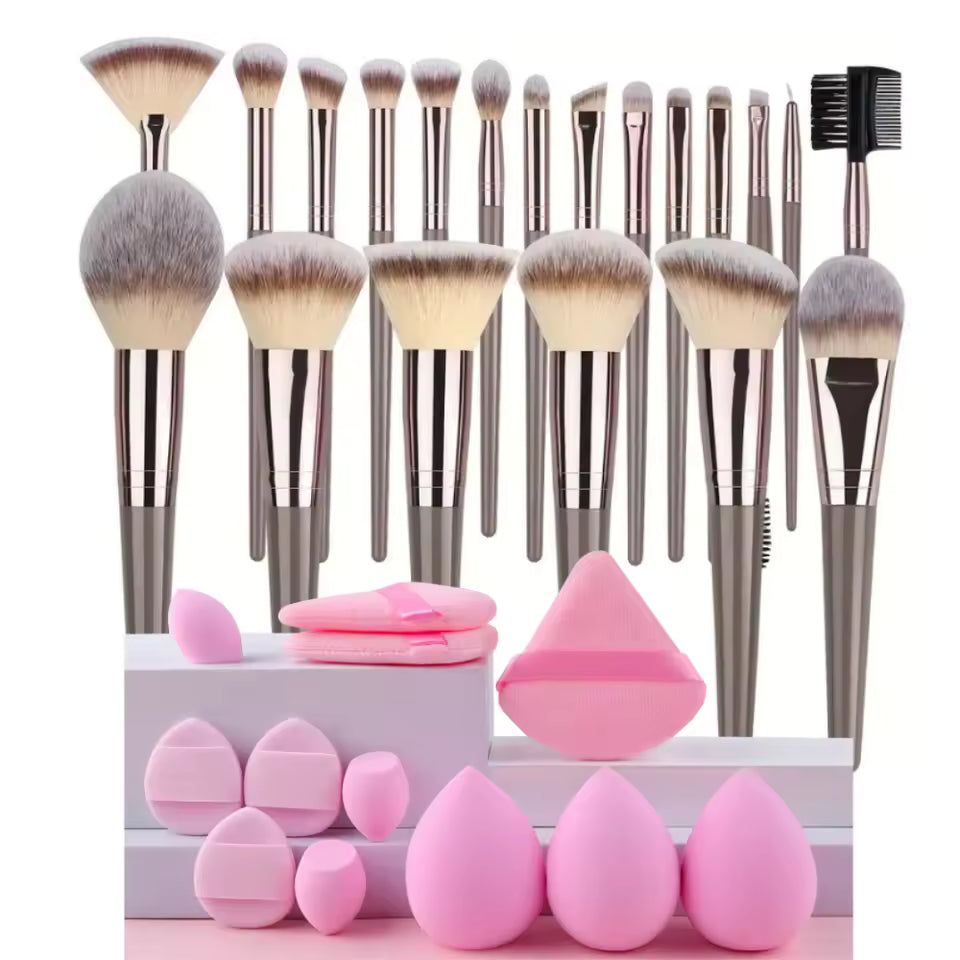 Full Glam Kit - Blending Brush & Sponge