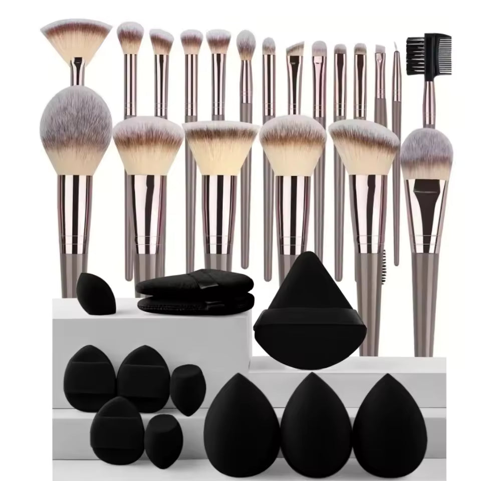 Full Glam Kit - Blending Brush & Sponge
